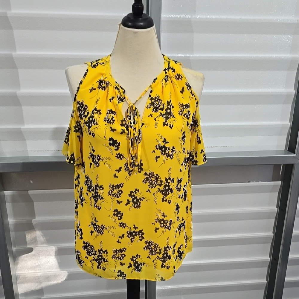 MICHAEL Michael Kors Yellow Cold Shoulder Blouse with Floral Pattern Size Small